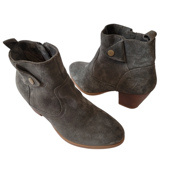 Diba Women's Gray Suede Leather Booties Sz 7.5M Side Zip Chunky Wood Heel Fall - Picture 1 of 12